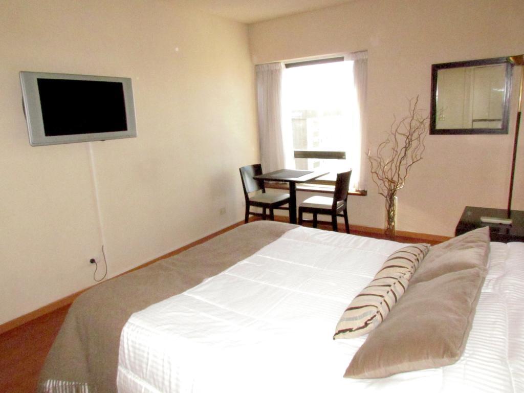 818 Suites Buenos Aires Room photo